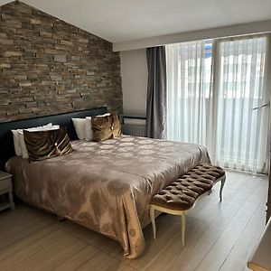 Kamer met een King Size Bed